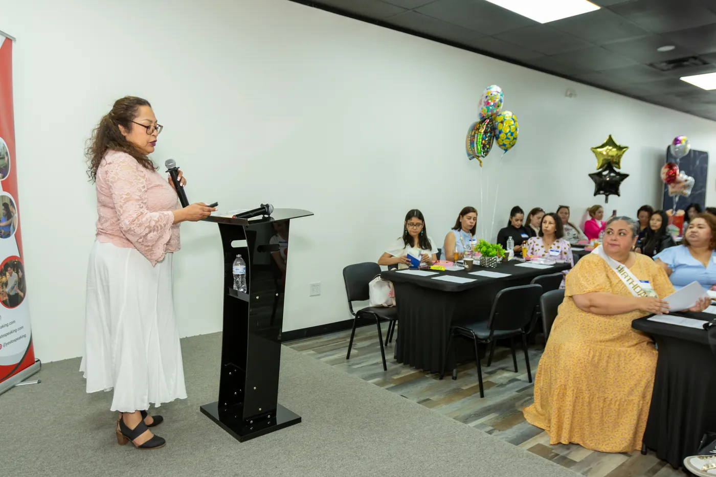 Evento Mujer y Empresaria: Crecer con Claridad y Propósito de Historia de Éxitos Entre Amigas en Houston, mayo 2026
