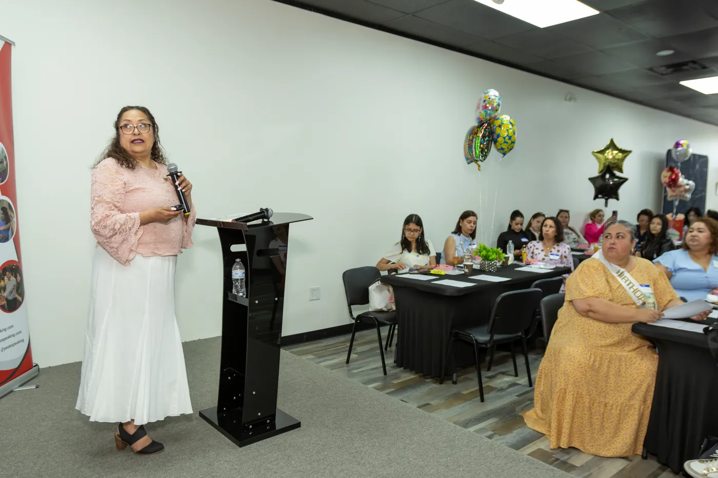 Evento Mujer y Empresaria: Crecer con Claridad y Propósito de Historia de Éxitos Entre Amigas en Houston, mayo 2026