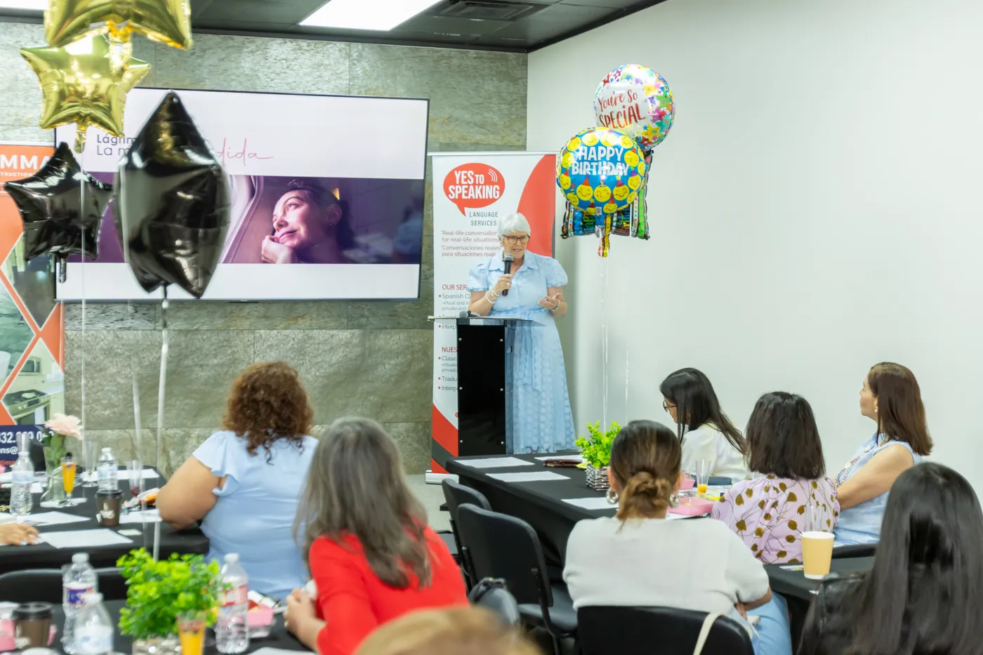 Evento Mujer y Empresaria: Crecer con Claridad y Propósito de Historia de Éxitos Entre Amigas en Houston, mayo 2026