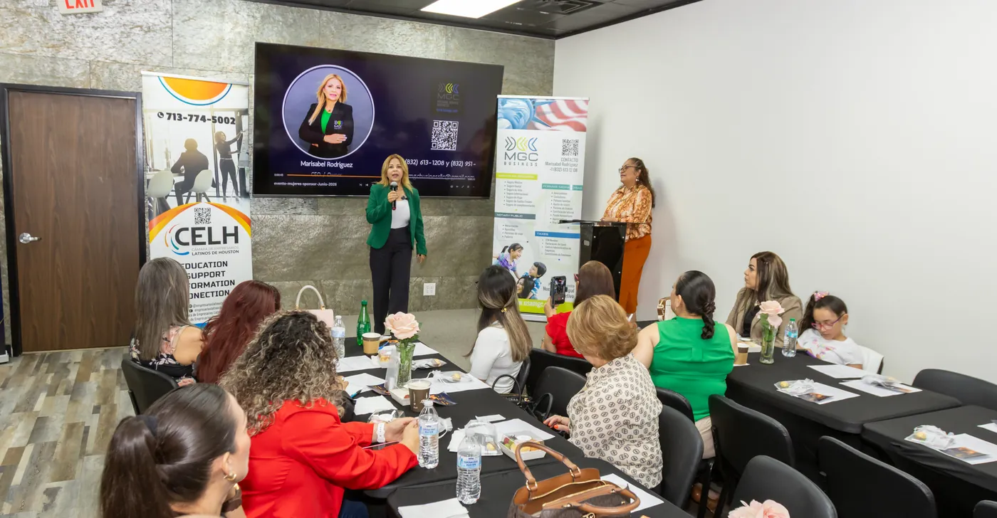 Marisabel Rodriguez en el evento De la Visión a la Acción de Historia de Éxitos Entre Amigas, Houston, junio 2026