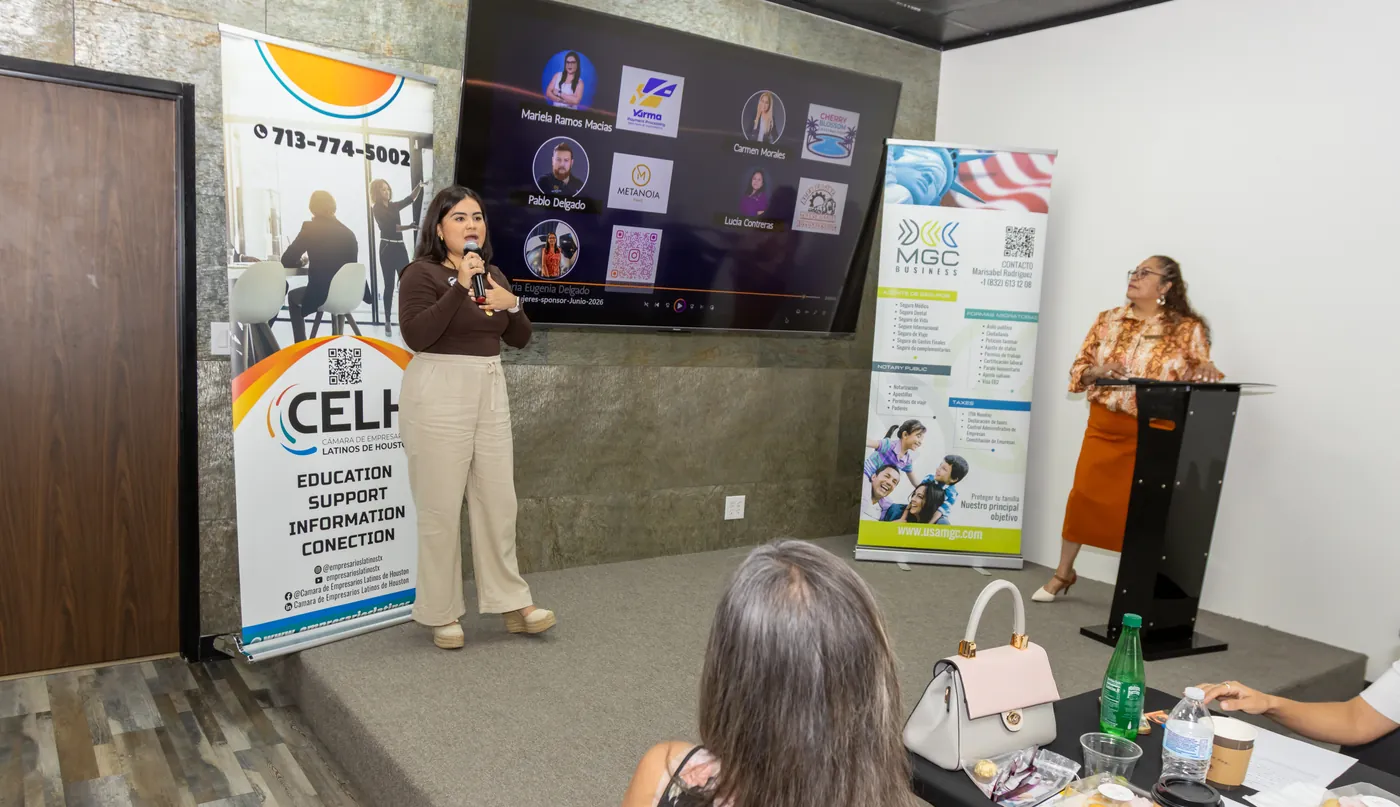 Mariela Ramos en el evento De la Visión a la Acción de Historia de Éxitos Entre Amigas, Houston, junio 2026